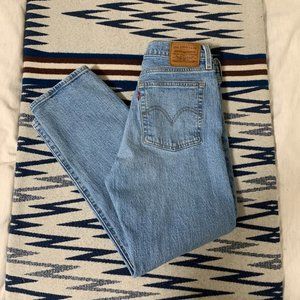 Levi's Wedgie Straight Ankle Jean - Medium Wash